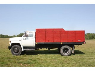 Property photo 23 - FARM EQUIPMENT AUCTION IN SULLIVAN COUNTY, INDIANA